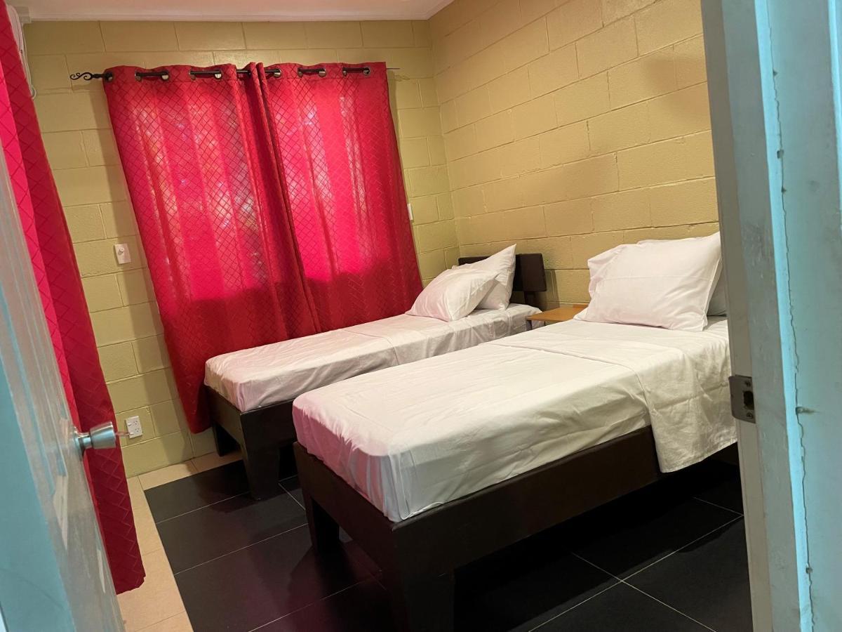 Keris Rental Houses Vaitele Ngoại thất bức ảnh